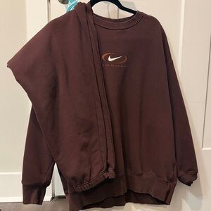 Nike Chocolate Brown Sweatshirt and Joggers
